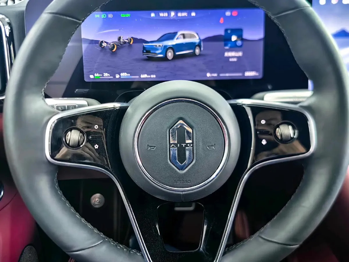 2025 AITO AITO M8 REEV 160HP REEV 53.4KWH,autocango,china used car exporter,china ev exporter,chinese used car exporter,chinese used ev exporter