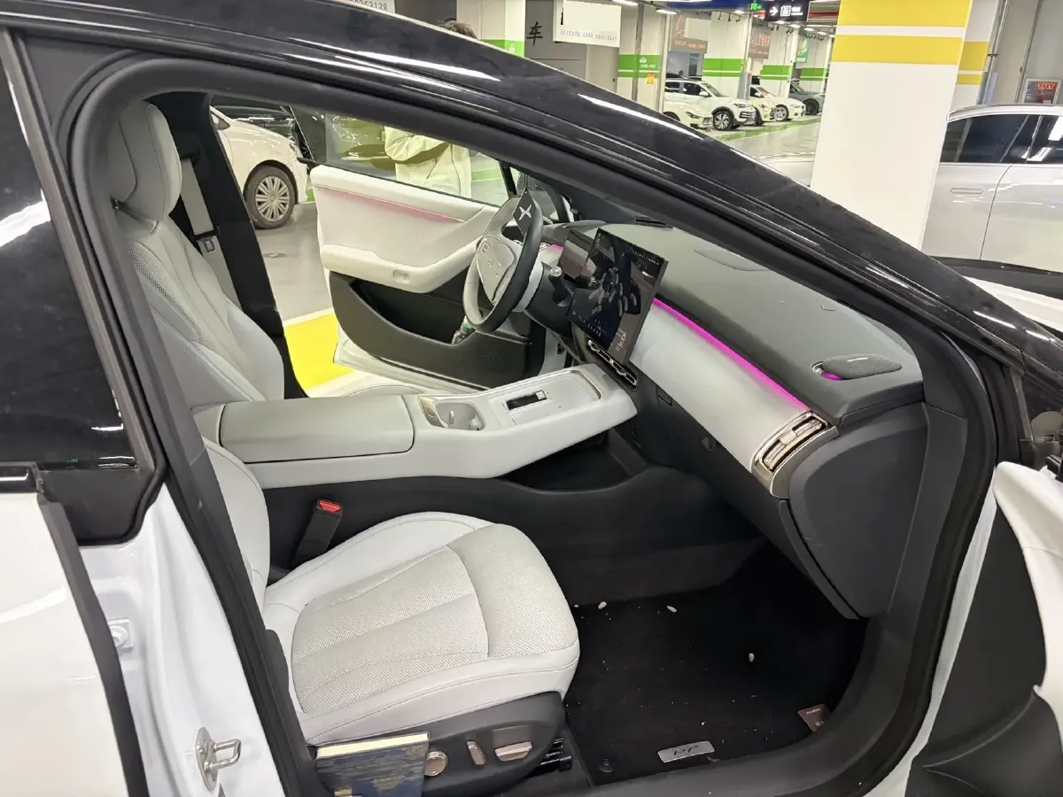 2024 Xpeng P7+ BEV 76.3KWH,autocango,china used car exporter,china ev exporter,chinese used car exporter,chinese used ev exporter