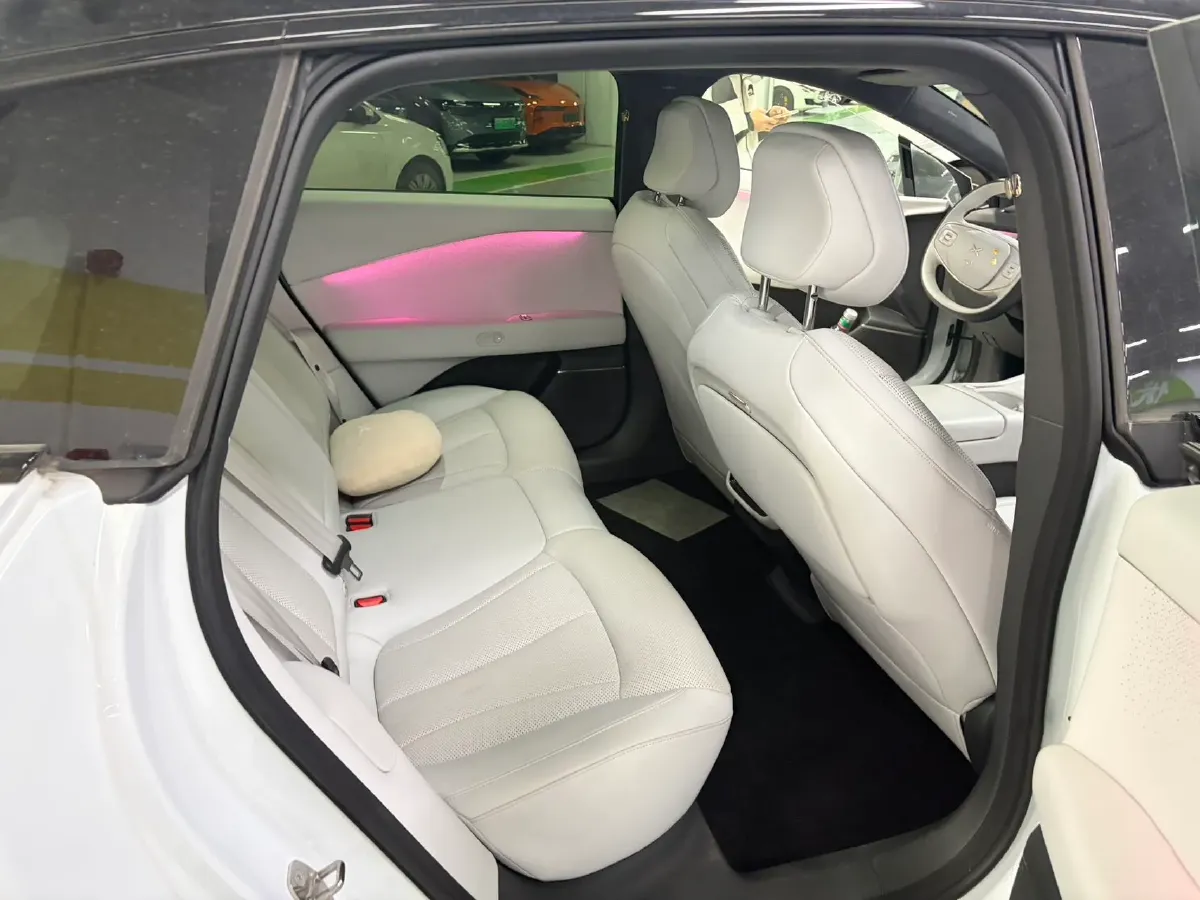 2024 Xpeng P7+ BEV 76.3KWH,autocango,china used car exporter,china ev exporter,chinese used car exporter,chinese used ev exporter