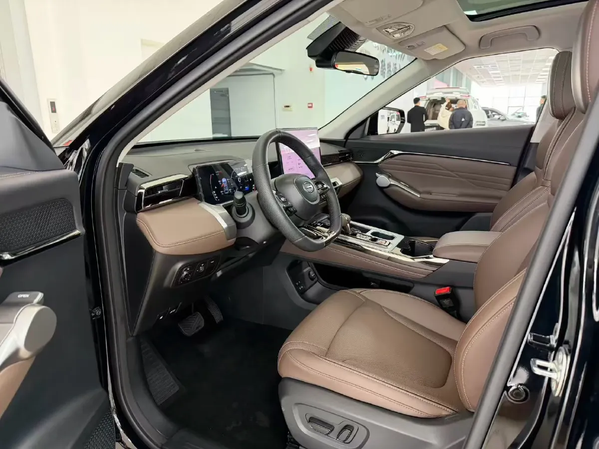 2024 GAC Trumpchi GS4 1.5T 177HP L4 7DCT,autocango,china used car exporter,china ev exporter,chinese used car exporter,chinese used ev exporter