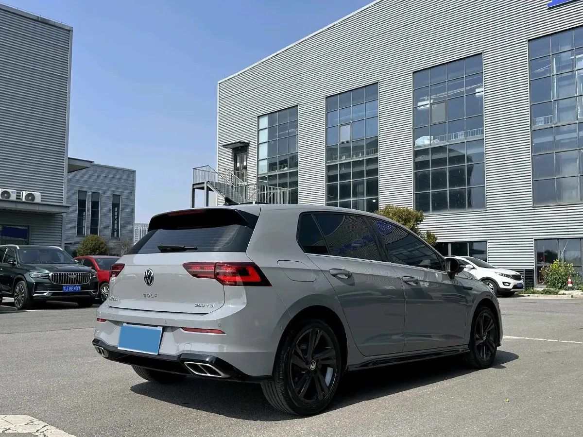 2023 Volkswagen Golf 1.4T 150HP L4 7DCT,autocango,china used car exporter,china ev exporter,chinese used car exporter,chinese used ev exporter