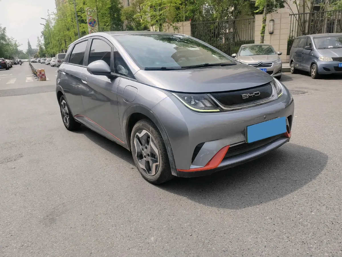 2021 Ford Escort 1.5L 122HP L3 6AT,autocango,china used car exporter,china ev exporter,chinese used car exporter,chinese used ev exporter