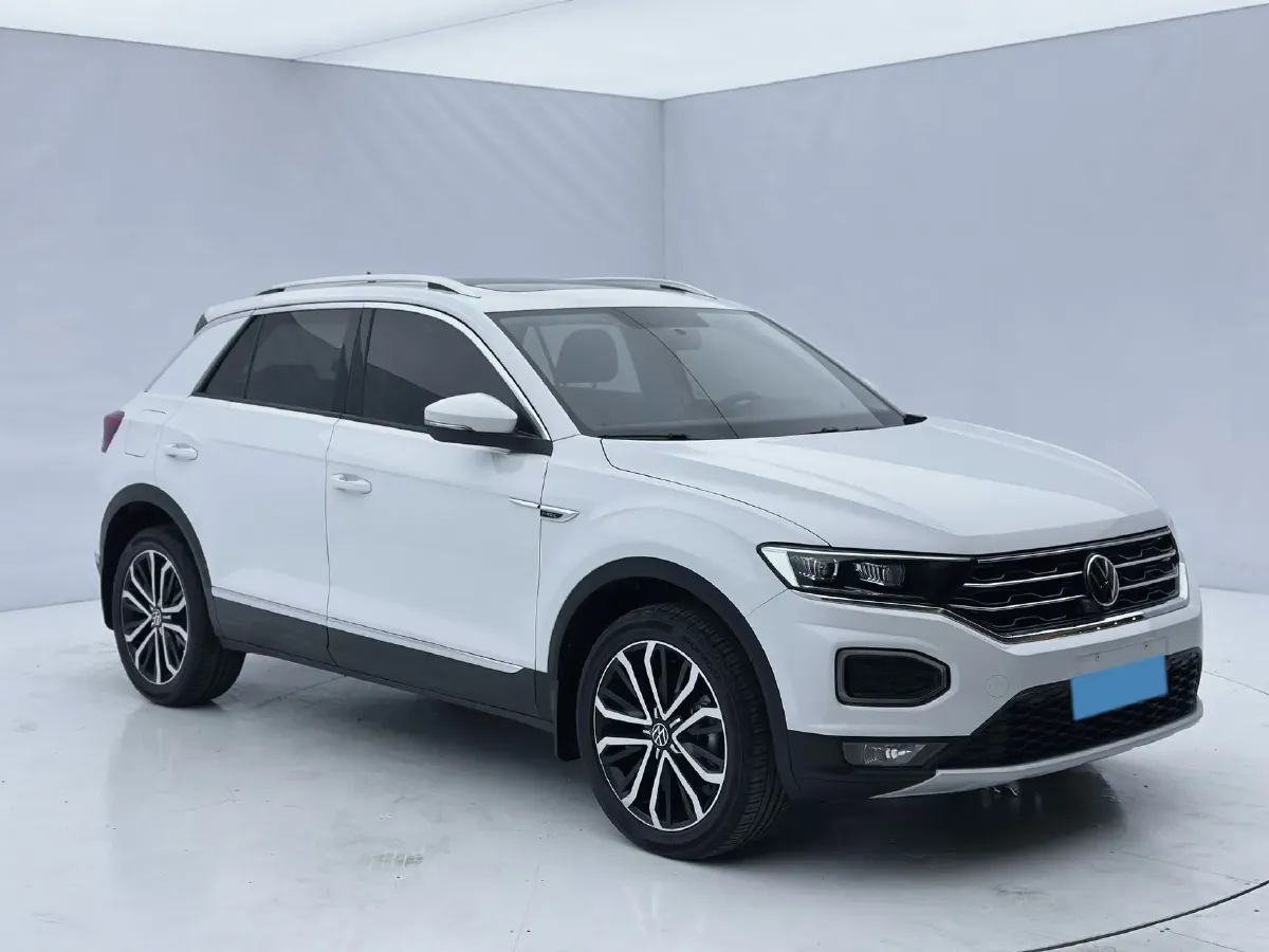 2022 Volkswagen T-Roc 1.4T 150HP L4 7DCT,autocango,china used car exporter,china ev exporter,chinese used car exporter,chinese used ev exporter