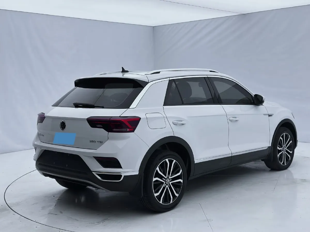 2022 Volkswagen T-Roc 1.4T 150HP L4 7DCT,autocango,china used car exporter,china ev exporter,chinese used car exporter,chinese used ev exporter