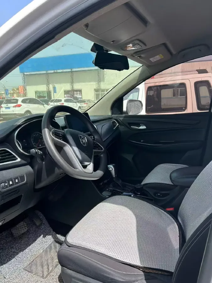 2019 BaoJun 730 1.5T 151HP L4 CVT,autocango,china used car exporter,china ev exporter,chinese used car exporter,chinese used ev exporter