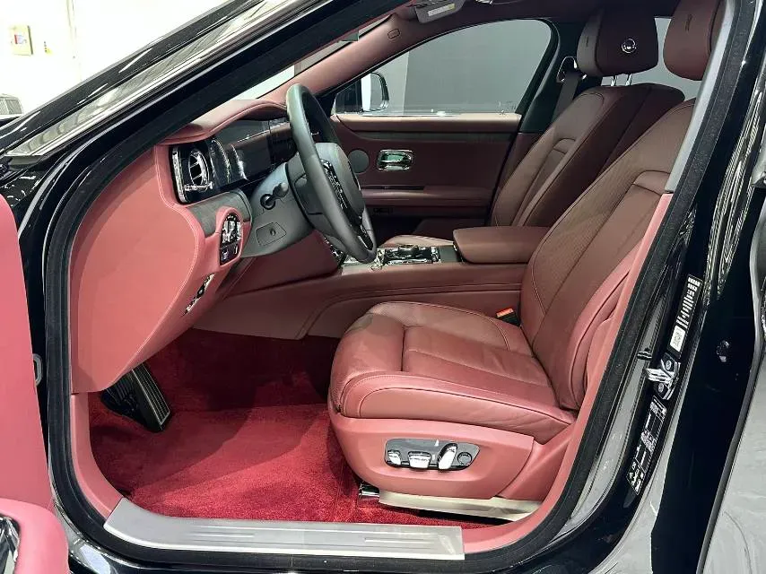 2021 Rolls-Royce Ghost 6.7T 571HP V12 8AT,autocango,china used car exporter,china ev exporter,chinese used car exporter,chinese used ev exporter