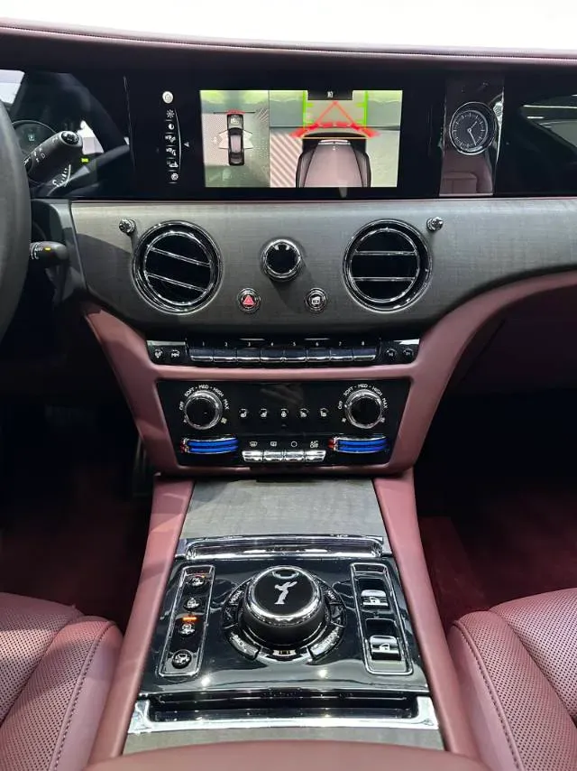 2021 Rolls-Royce Ghost 6.7T 571HP V12 8AT,autocango,china used car exporter,china ev exporter,chinese used car exporter,chinese used ev exporter