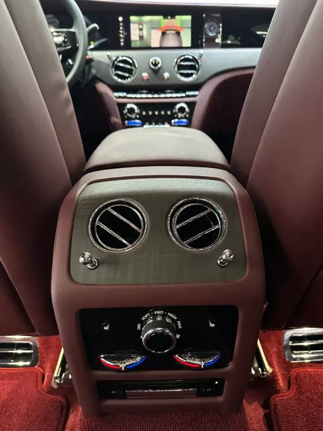 2021 Rolls-Royce Ghost 6.7T 571HP V12 8AT,autocango,china used car exporter,china ev exporter,chinese used car exporter,chinese used ev exporter