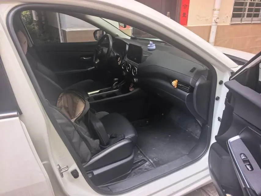2021 Nissan Sylphy 1.6L 135HP L4 CVT,autocango,china used car exporter,china ev exporter,chinese used car exporter,chinese used ev exporter