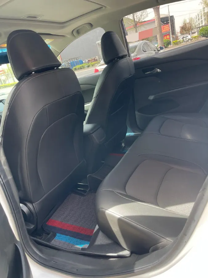 2019 Chevrolet Cavalier 1.5L 113HP L4 5MT,autocango,china used car exporter,china ev exporter,chinese used car exporter,chinese used ev exporter