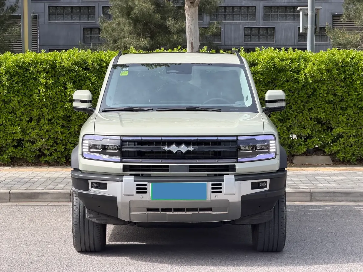 2023 FangChengBao Bao 5 1.5T 194HP L4 E-CVT PHEV 31.8KWH,autocango,china used car exporter,china ev exporter,chinese used car exporter,chinese used ev exporter