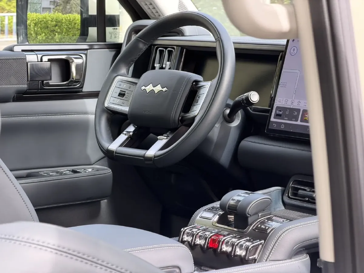 2023 FangChengBao Bao 5 1.5T 194HP L4 E-CVT PHEV 31.8KWH,autocango,china used car exporter,china ev exporter,chinese used car exporter,chinese used ev exporter