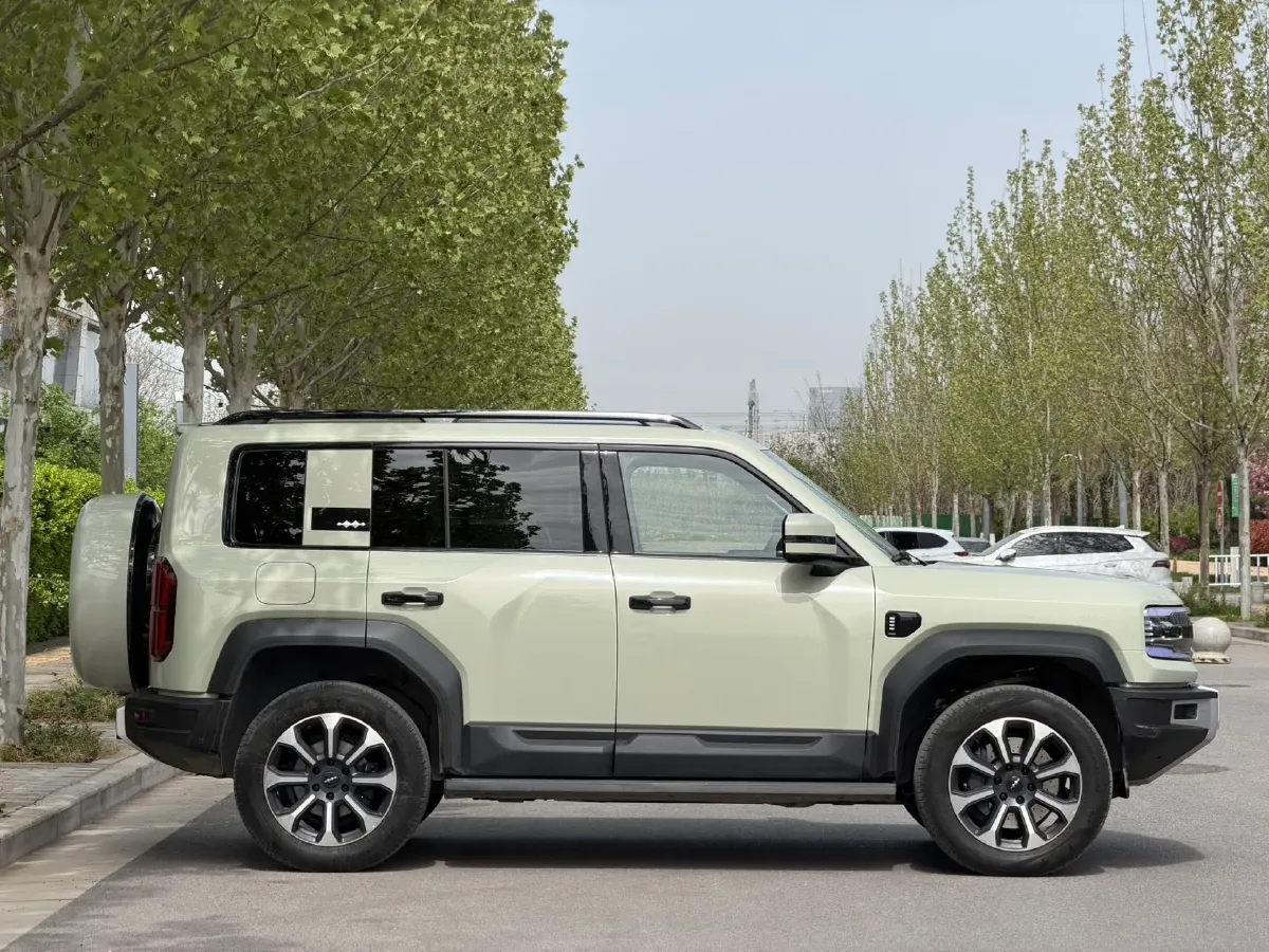 2023 FangChengBao Bao 5 1.5T 194HP L4 E-CVT PHEV 31.8KWH,autocango,china used car exporter,china ev exporter,chinese used car exporter,chinese used ev exporter