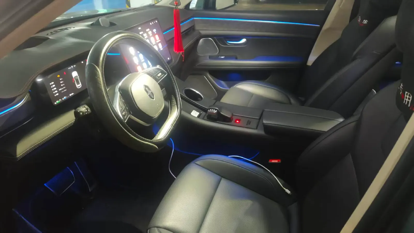 2022 AITO AITO M5 Range Extended 125HP REEV 40KWH,autocango,china used car exporter,china ev exporter,chinese used car exporter,chinese used ev exporter