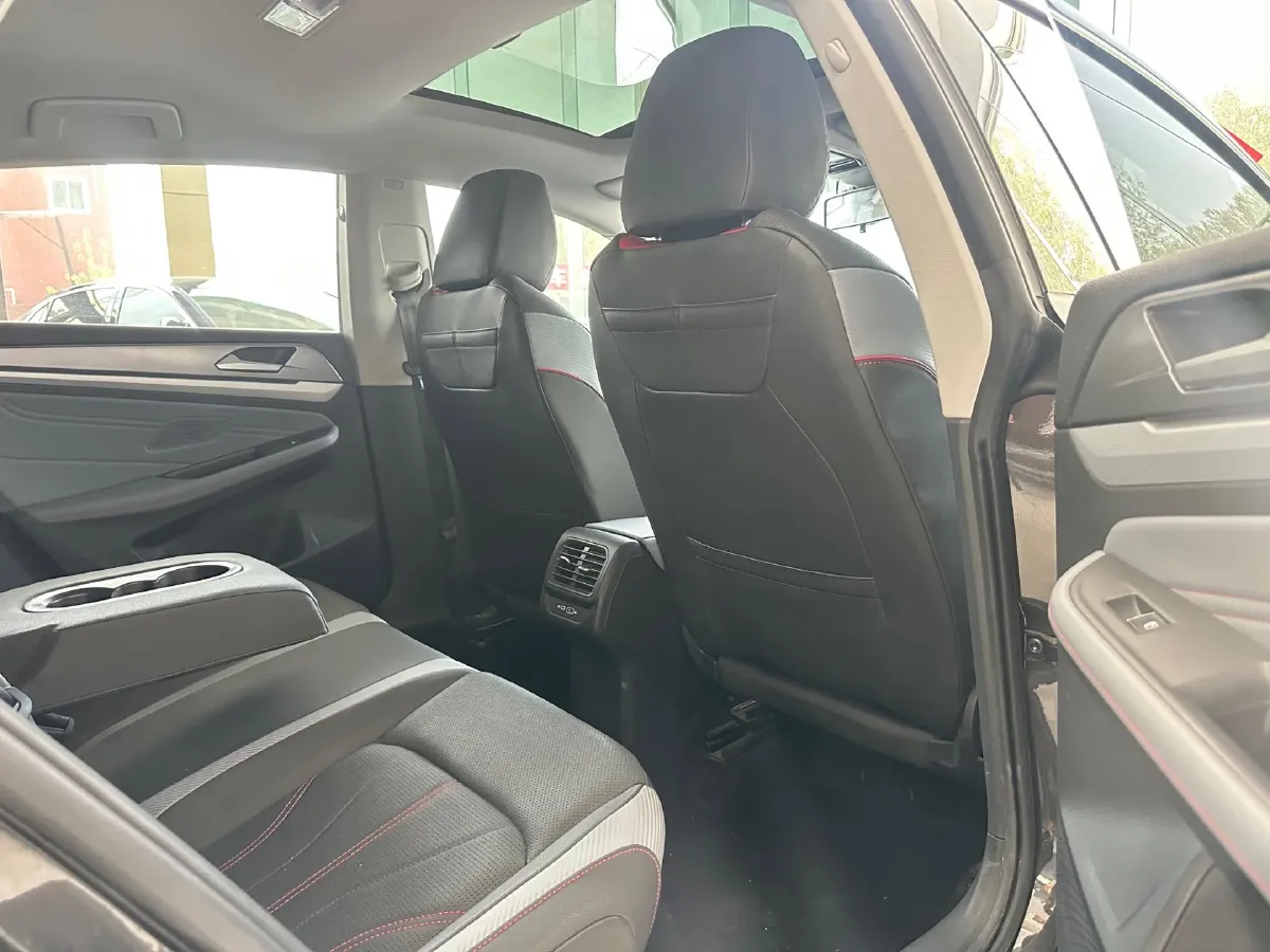 2023 Volkswagen Lamando 1.4T 150HP L4 7DCT,autocango,china used car exporter,china ev exporter,chinese used car exporter,chinese used ev exporter