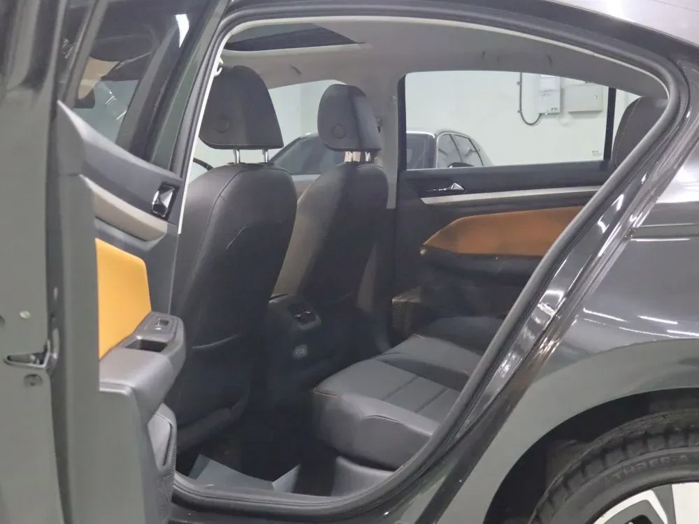 2023 Volkswagen Bora 1.2T 116HP L4 7DCT,autocango,china used car exporter,china ev exporter,chinese used car exporter,chinese used ev exporter