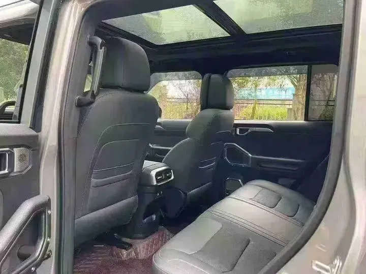 2023 Jetour Traveller 2.0T 254HP L4 7DCT,autocango,china used car exporter,china ev exporter,chinese used car exporter,chinese used ev exporter