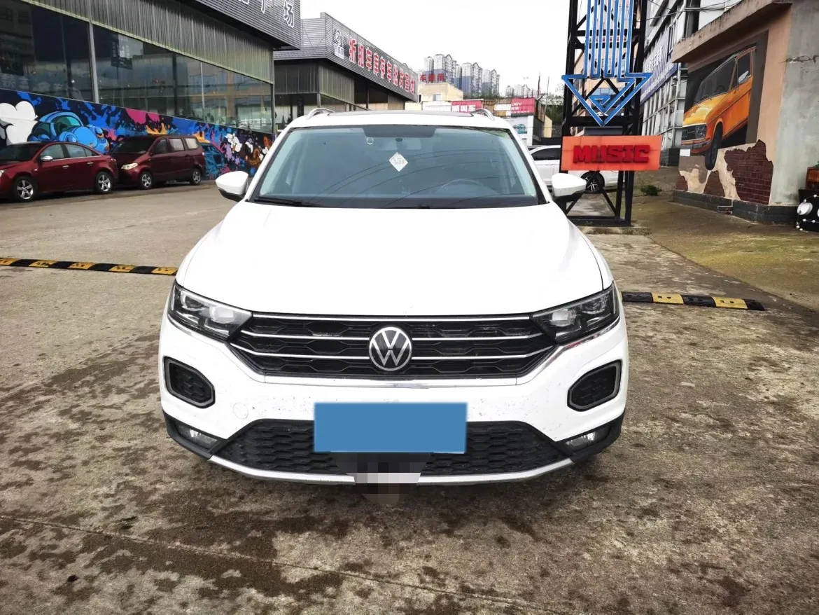 2022 Volkswagen T-Roc 1.4T 150HP L4 7DCT,autocango,china used car exporter,china ev exporter,chinese used car exporter,chinese used ev exporter