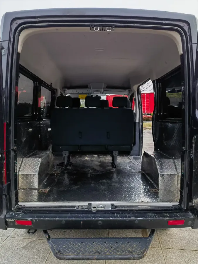 2021 JMC TeShun 2.8T 122HP L4 5MT,autocango,china used car exporter,china ev exporter,chinese used car exporter,chinese used ev exporter