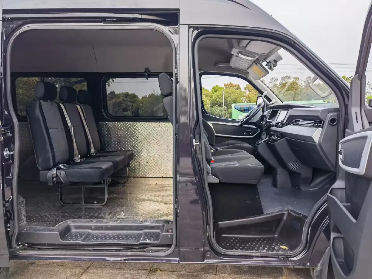 2021 JMC TeShun 2.8T 122HP L4 5MT,autocango,china used car exporter,china ev exporter,chinese used car exporter,chinese used ev exporter