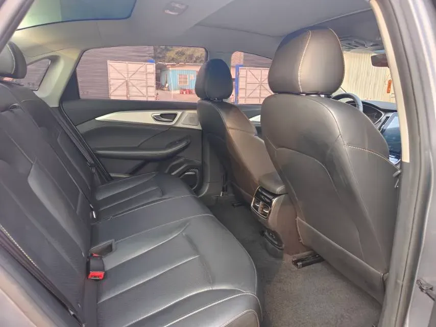 2022 Roewe RX5 eMAX 1.5T 169HP L4 AMT PHEV 16.6KWH,autocango,china used car exporter,china ev exporter,chinese used car exporter,chinese used ev exporter