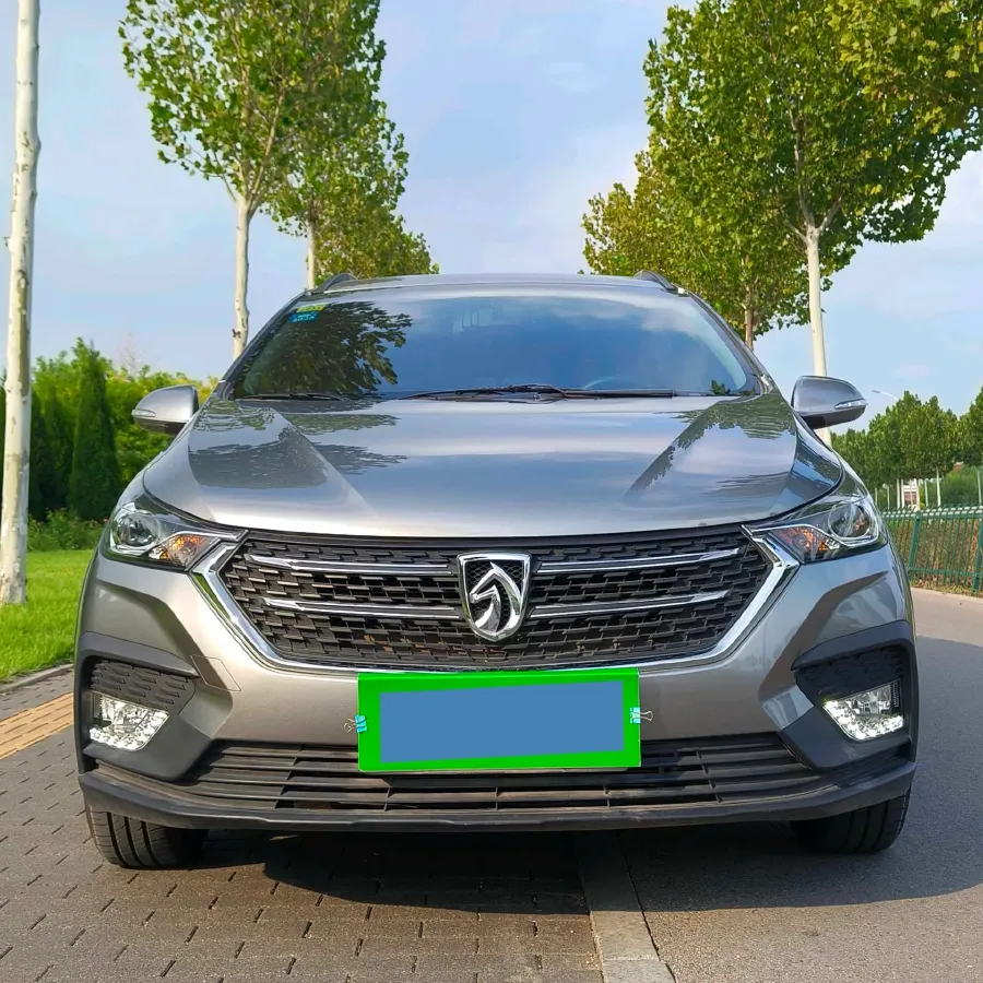 2018 BaoJun 360 1.5L 112HP L4 6MT,autocango,china used car exporter,china ev exporter,chinese used car exporter,chinese used ev exporter