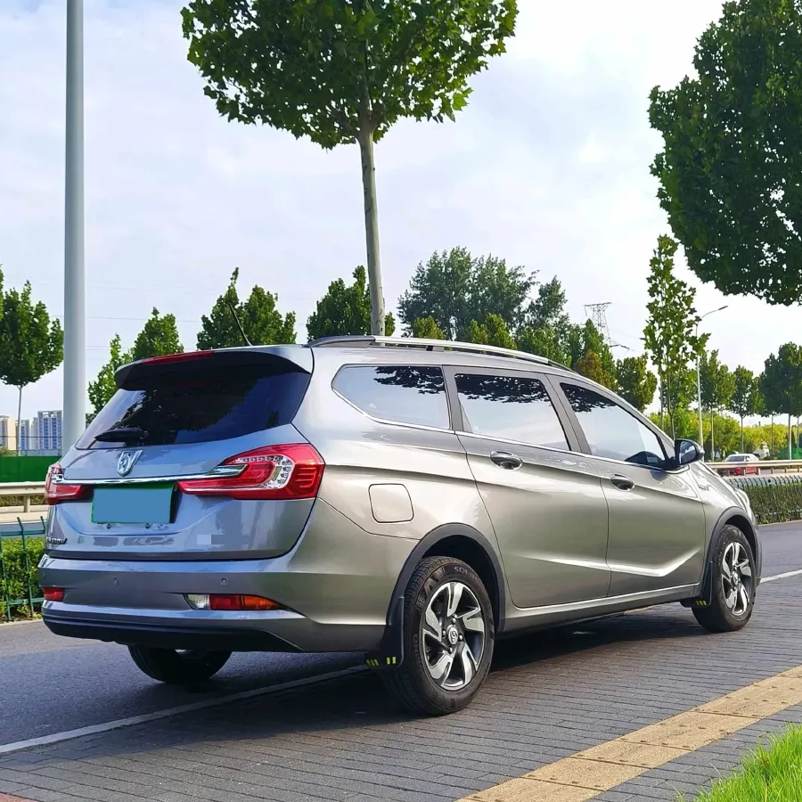 2018 BaoJun 360 1.5L 112HP L4 6MT,autocango,china used car exporter,china ev exporter,chinese used car exporter,chinese used ev exporter