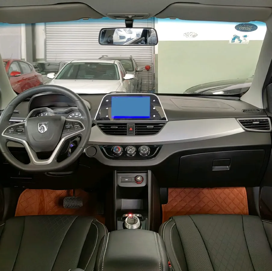 2018 BaoJun 360 1.5L 112HP L4 6MT,autocango,china used car exporter,china ev exporter,chinese used car exporter,chinese used ev exporter