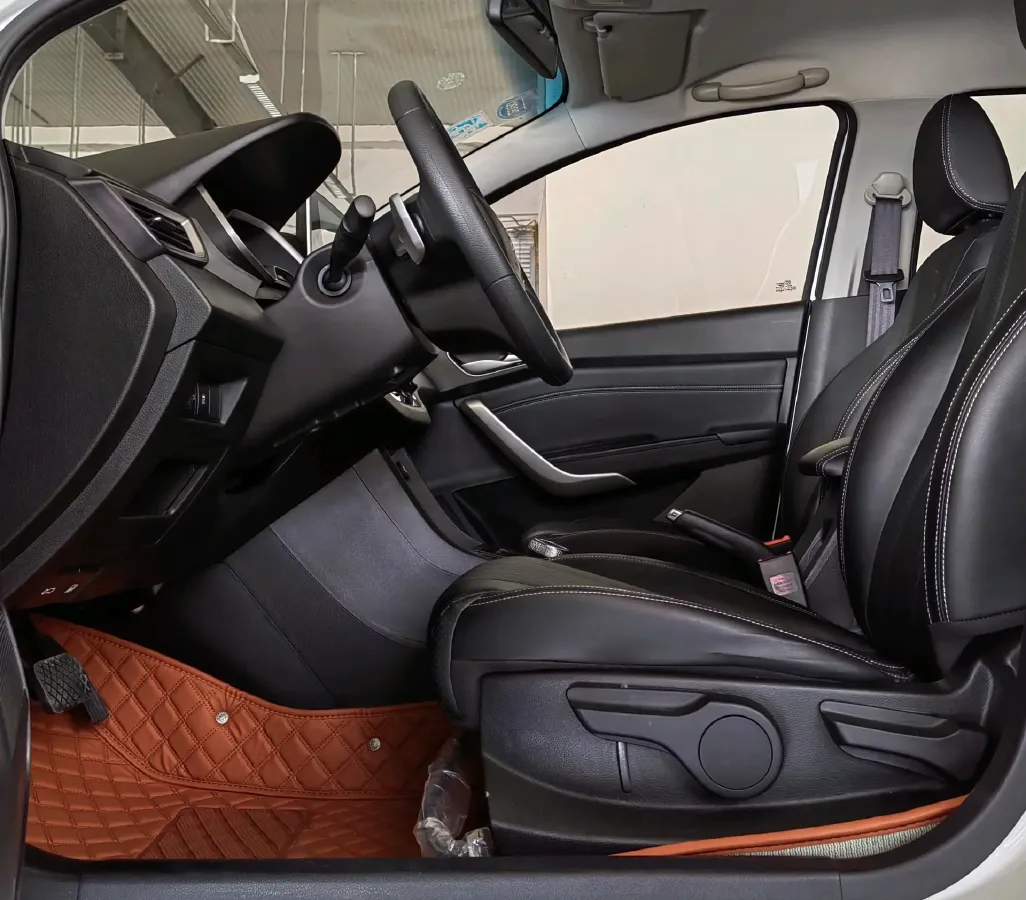 2018 BaoJun 360 1.5L 112HP L4 6MT,autocango,china used car exporter,china ev exporter,chinese used car exporter,chinese used ev exporter