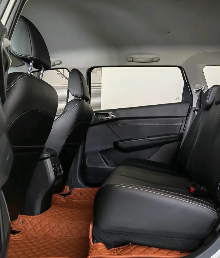 2018 BaoJun 360 1.5L 112HP L4 6MT,autocango,china used car exporter,china ev exporter,chinese used car exporter,chinese used ev exporter