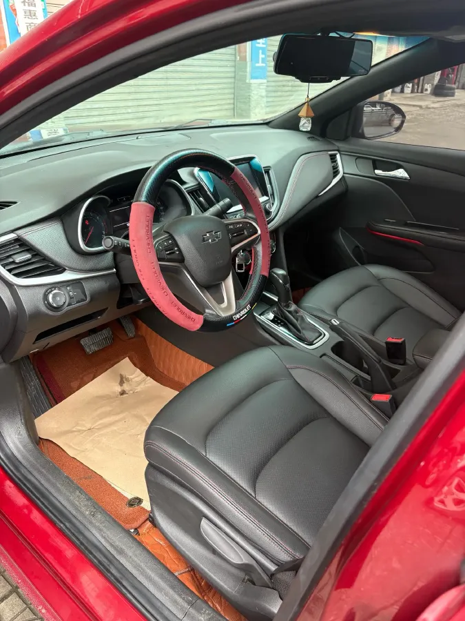 2019 Chevrolet Monza 1.3T 163HP L3 6AT,autocango,china used car exporter,china ev exporter,chinese used car exporter,chinese used ev exporter