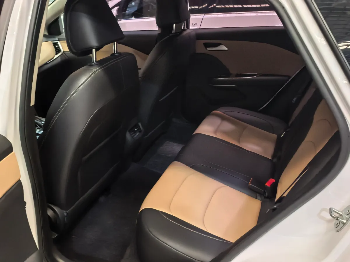 2020 Chevrolet Monza 1.5L 113HP L4 6AT,autocango,china used car exporter,china ev exporter,chinese used car exporter,chinese used ev exporter