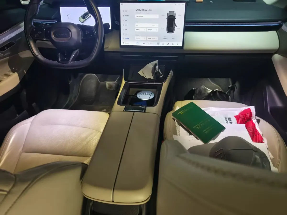 2023 LYNK&CO 08 EM-P 1.5T 163HP L4 3DHT PHEV 39.6KWH,autocango,china used car exporter,china ev exporter,chinese used car exporter,chinese used ev exporter