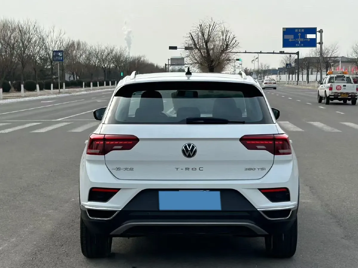 2022 Volkswagen T-Roc 1.4T 150HP L4 7DCT,autocango,china used car exporter,china ev exporter,chinese used car exporter,chinese used ev exporter