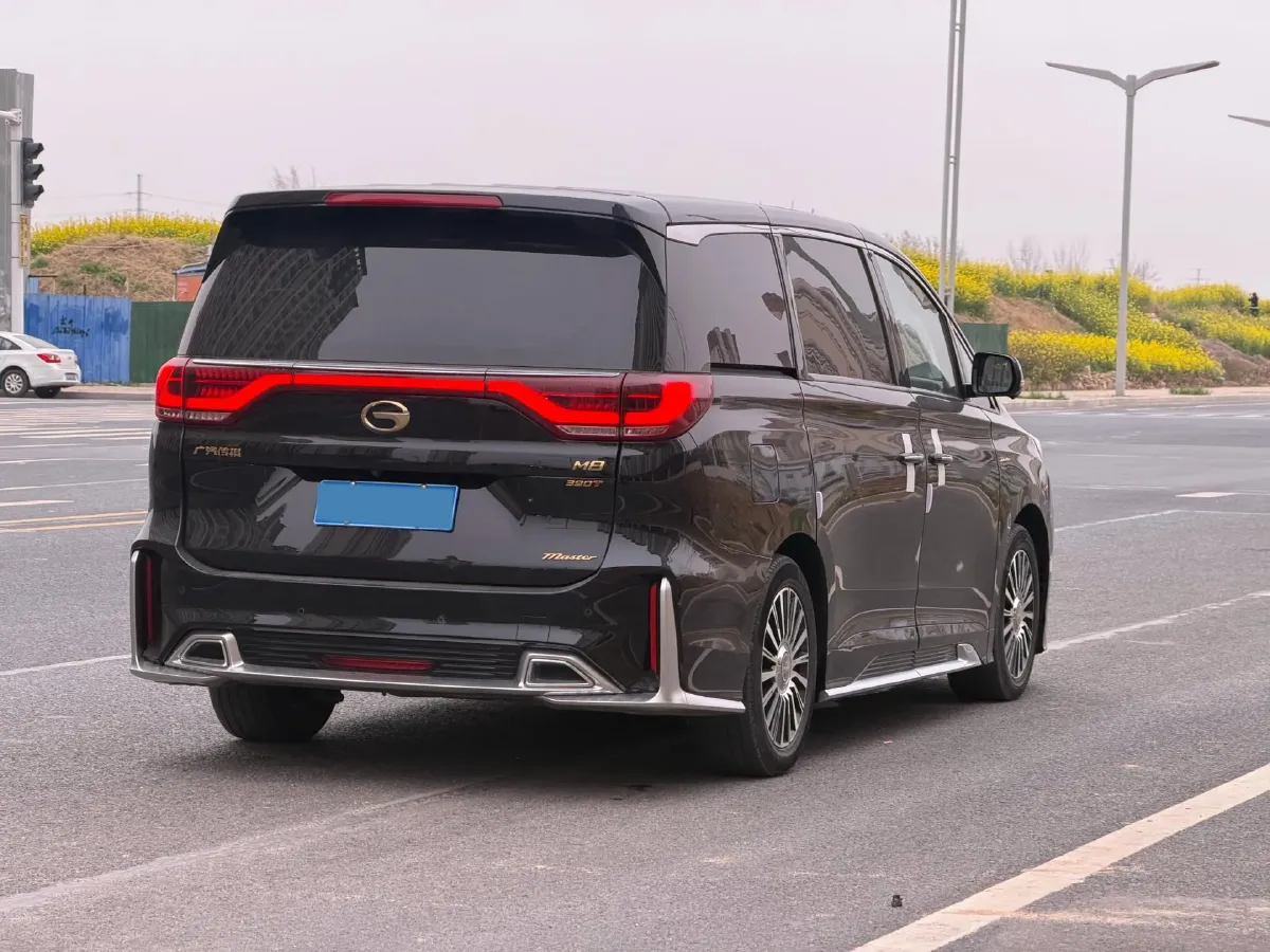 2021 GAC Trumpchi M8 2.0T 252HP L4 8AT,autocango,china used car exporter,china ev exporter,chinese used car exporter,chinese used ev exporter