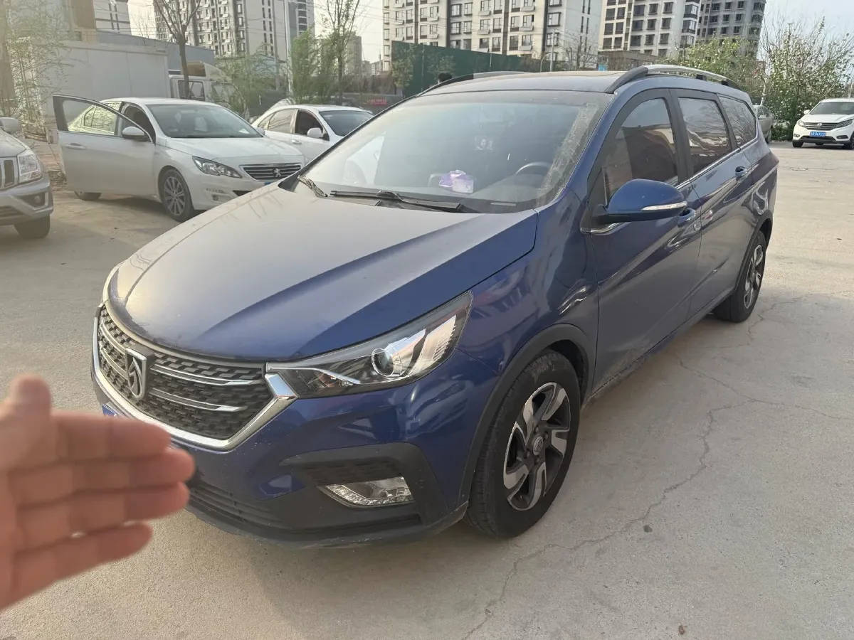 2018 BaoJun 360 1.5L 112HP L4 6MT,autocango,china used car exporter,china ev exporter,chinese used car exporter,chinese used ev exporter
