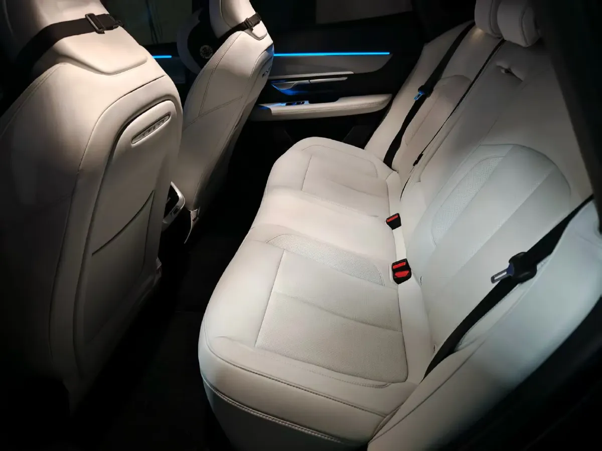 2024 Xpeng P7 BEV 64.4KWH,autocango,china used car exporter,china ev exporter,chinese used car exporter,chinese used ev exporter