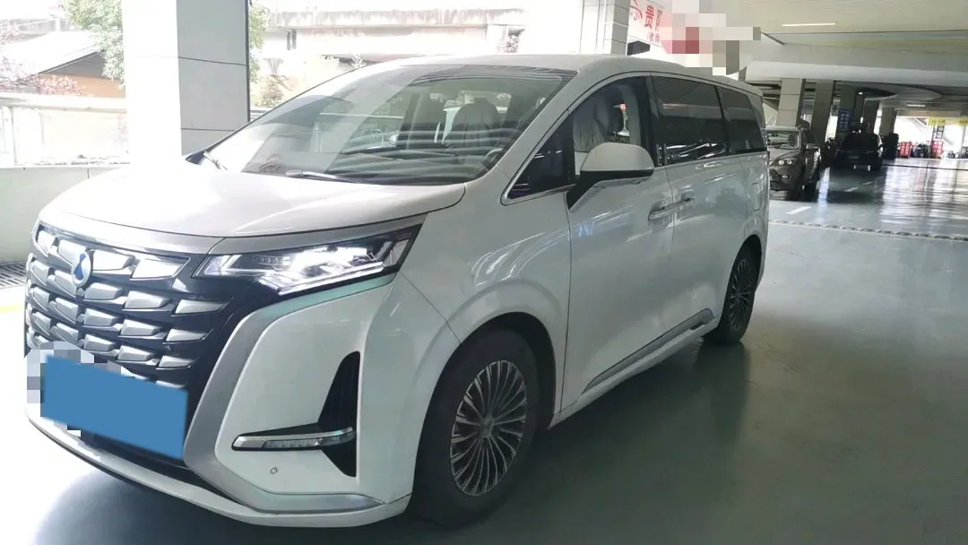 2022 Denza D9 1.5T 139HP L4 E-CVT PHEV 40.06KWH,autocango,china used car exporter,china ev exporter,chinese used car exporter,chinese used ev exporter