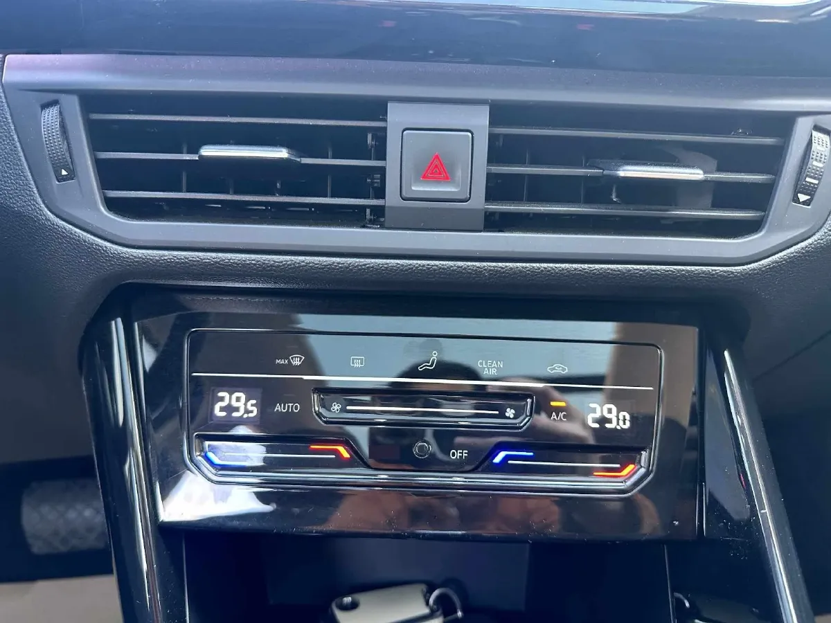 2022 Volkswagen Tayron 1.4T 150HP L4 7DCT,autocango,china used car exporter,china ev exporter,chinese used car exporter,chinese used ev exporter