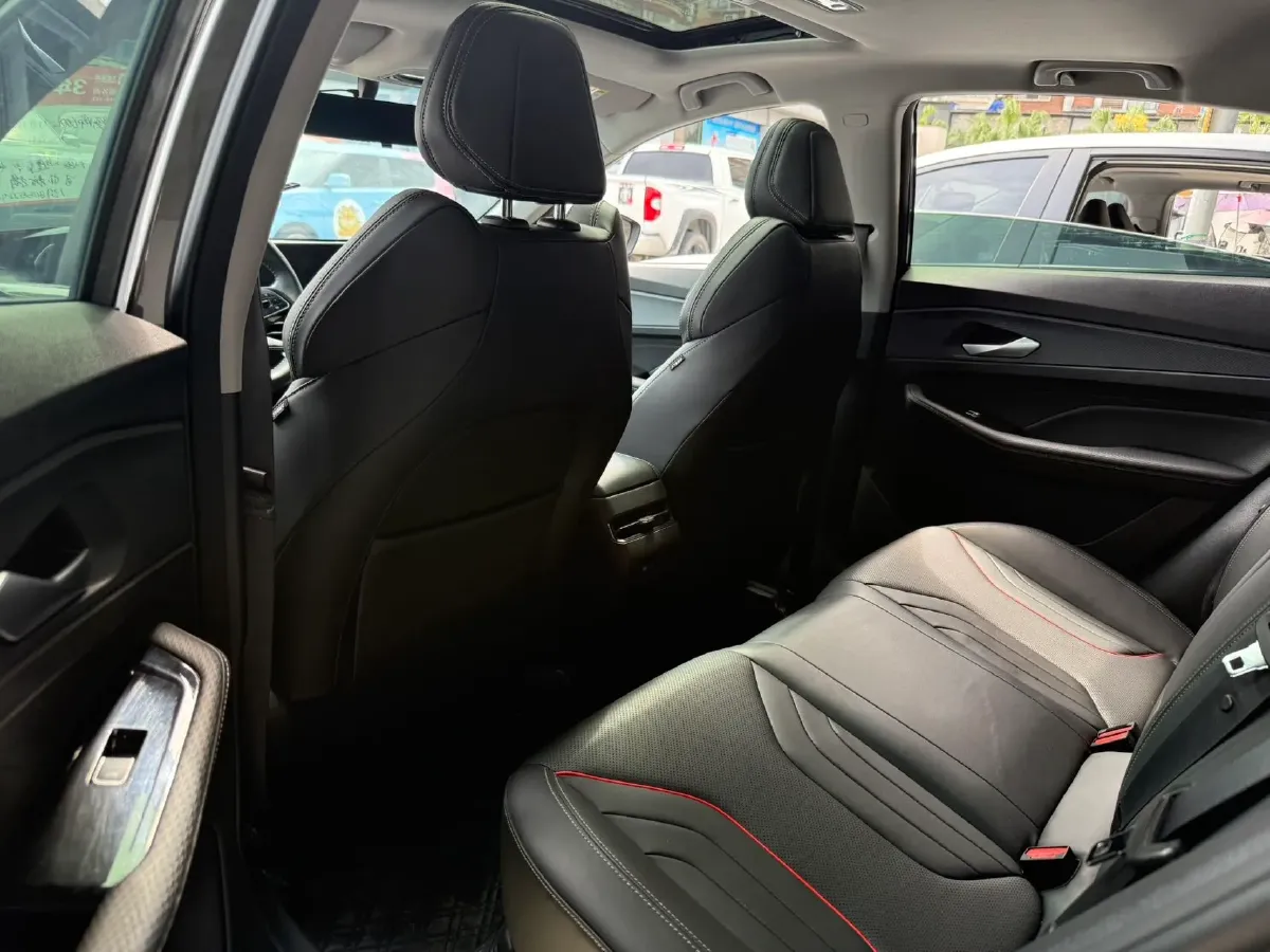 2022 Geely Binray 1.5T 181HP L4 7DCT,autocango,china used car exporter,china ev exporter,chinese used car exporter,chinese used ev exporter