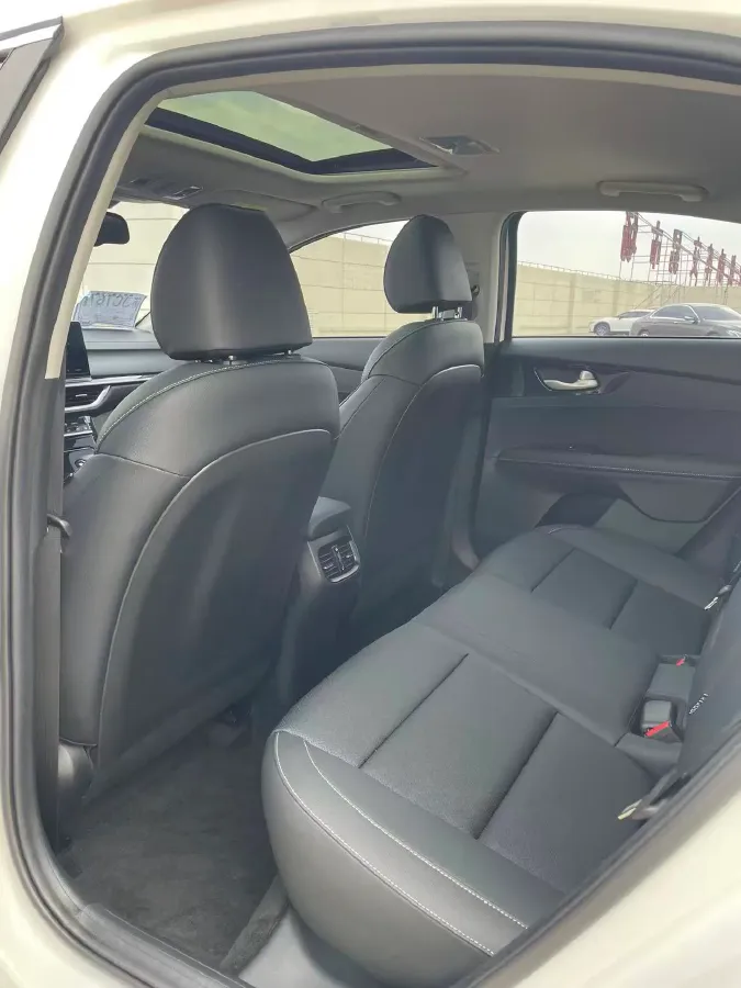 2021 Kia K3 1.5L 115HP L4 CVT,autocango,china used car exporter,china ev exporter,chinese used car exporter,chinese used ev exporter