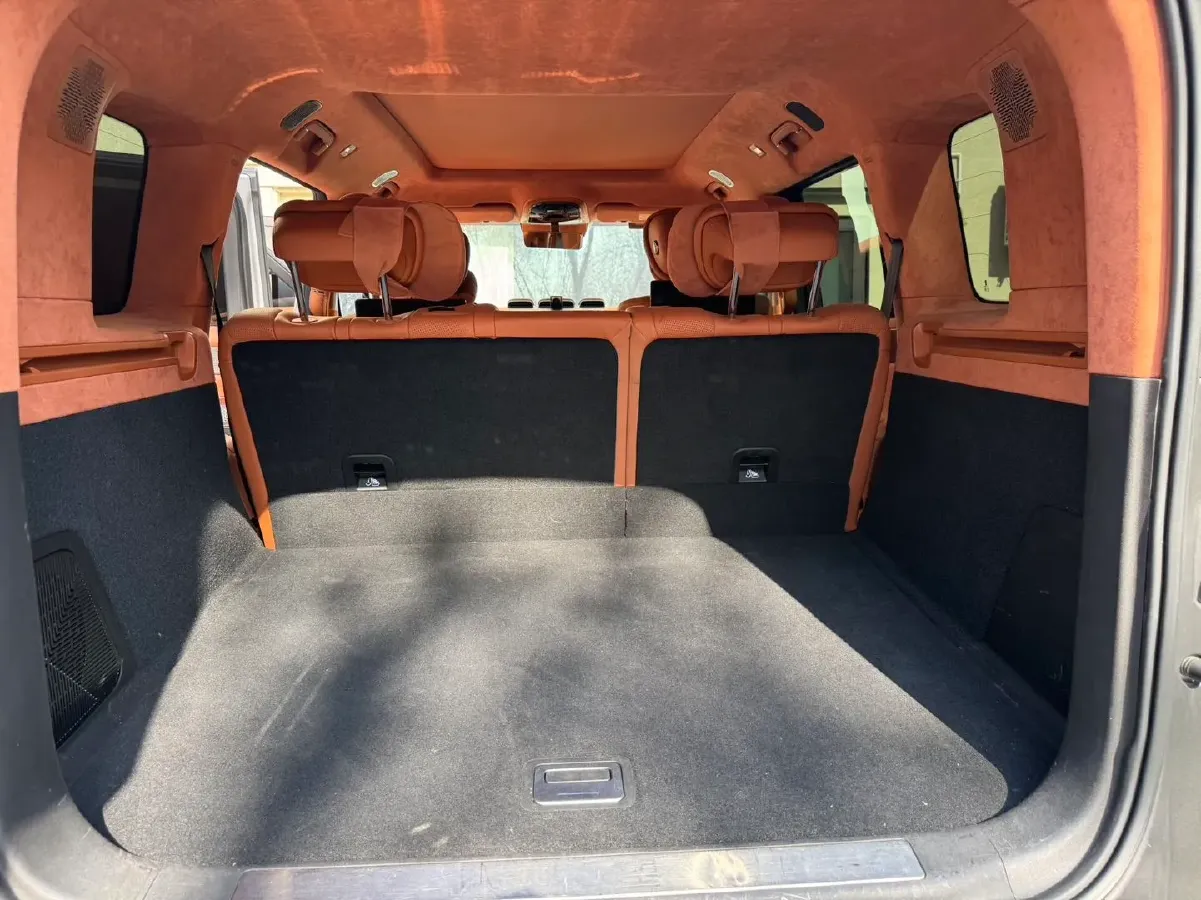 2023 YangWang U8 2.0T 272HP L4 REEV 49.05KWH,autocango,china used car exporter,china ev exporter,chinese used car exporter,chinese used ev exporter