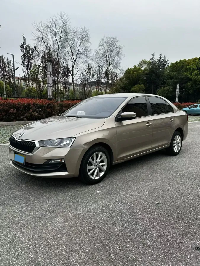 2020 DongFeng Aeolus YiXuan 1.5T 150HP L4 6DCT,autocango,china used car exporter,china ev exporter,chinese used car exporter,chinese used ev exporter