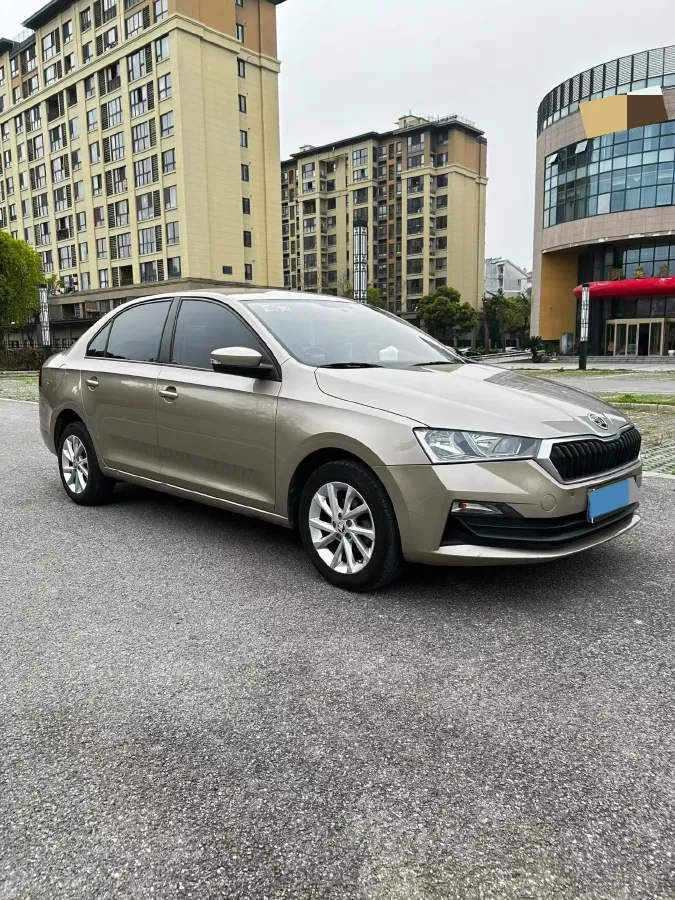 2020 DongFeng Aeolus YiXuan 1.5T 150HP L4 6DCT,autocango,china used car exporter,china ev exporter,chinese used car exporter,chinese used ev exporter