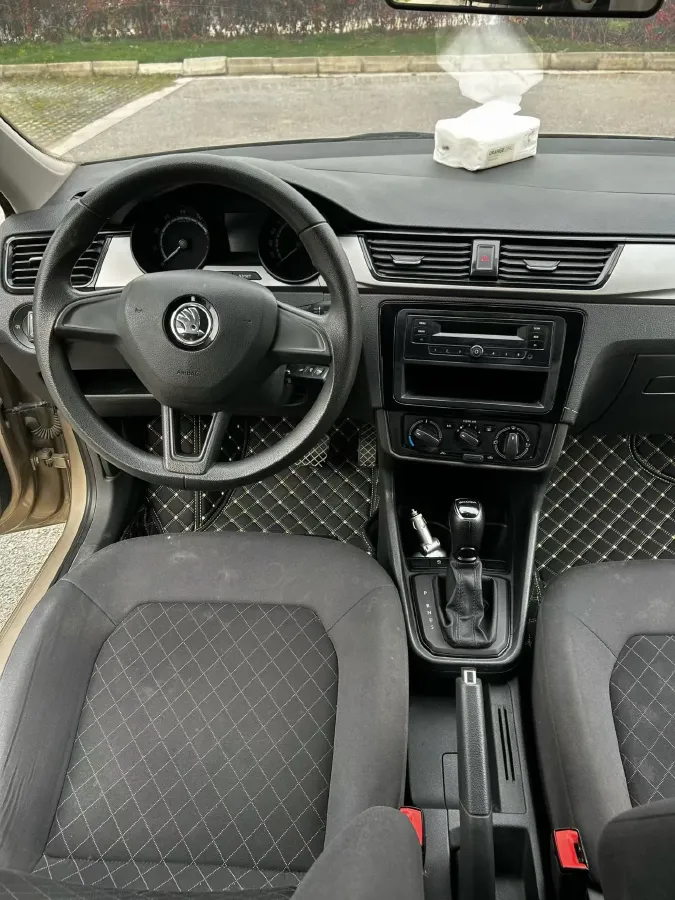 2020 DongFeng Aeolus YiXuan 1.5T 150HP L4 6DCT,autocango,china used car exporter,china ev exporter,chinese used car exporter,chinese used ev exporter