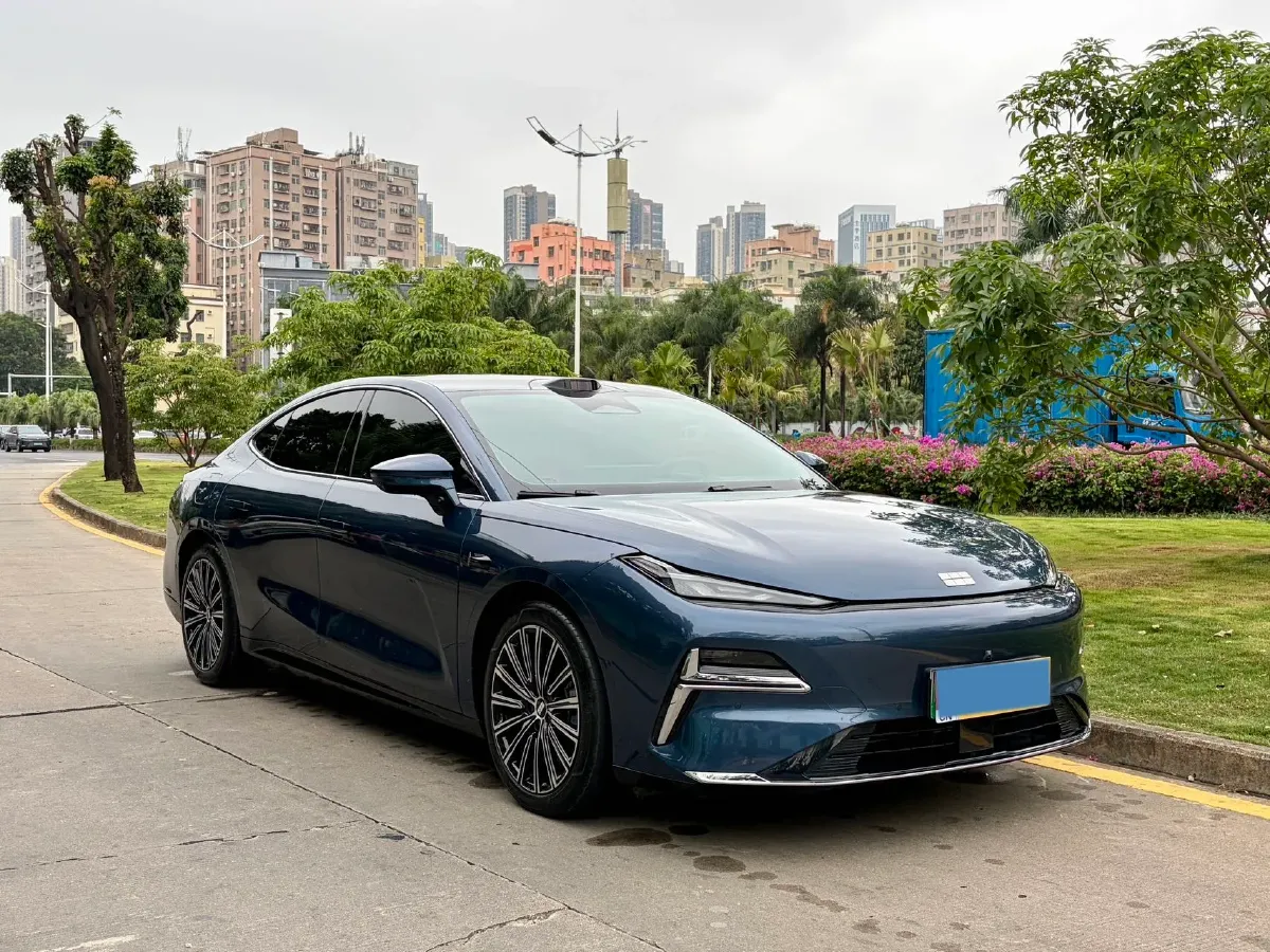 2025 Geely Galaxy Starshine 8 1.5T 163HP L4 3DHT PHEV 27.69KWH,autocango,china used car exporter,china ev exporter,chinese used car exporter,chinese used ev exporter