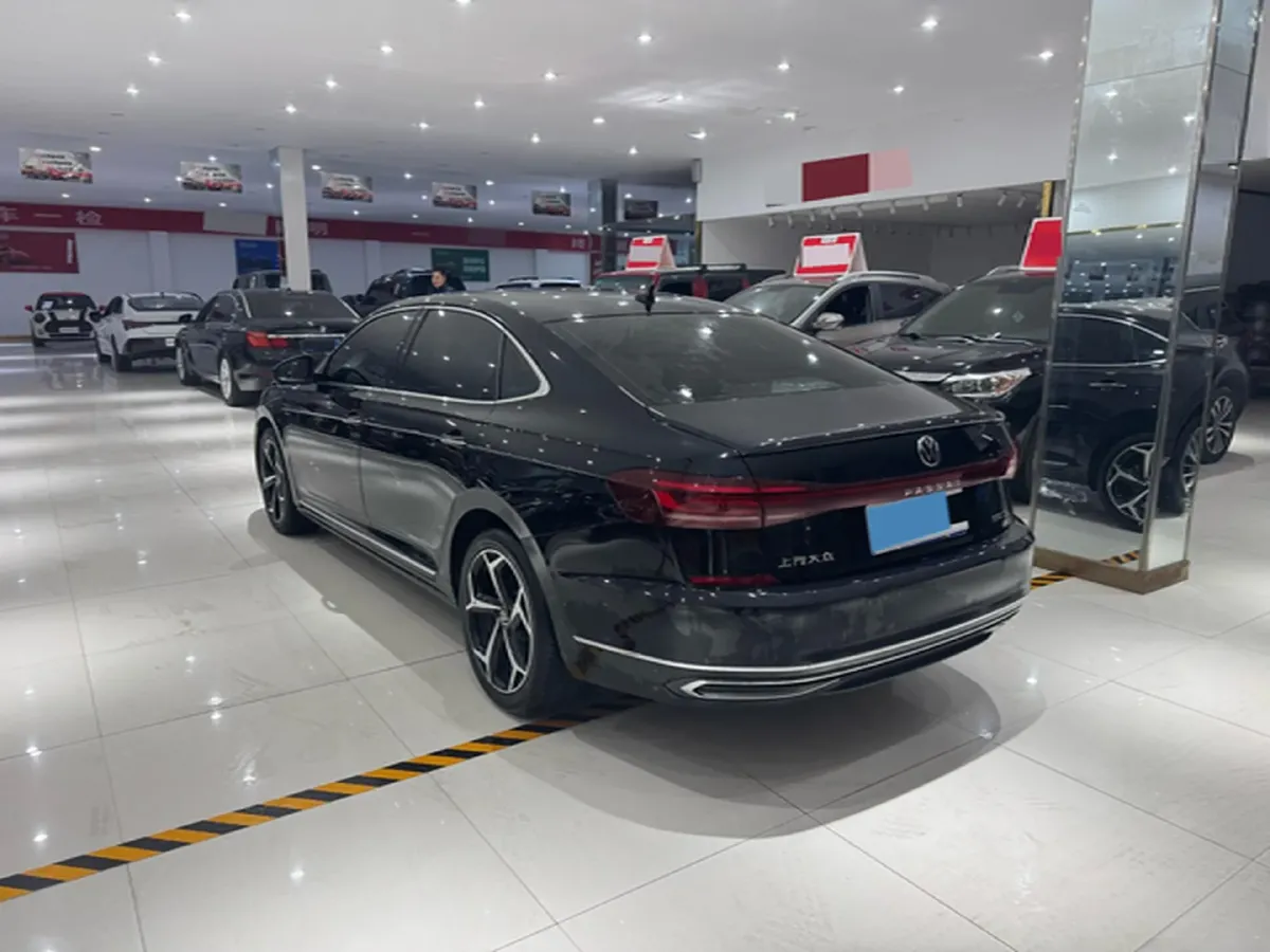 2023 Volkswagen Passat 2.0T 186HP L4 7DCT,autocango,china used car exporter,china ev exporter,chinese used car exporter,chinese used ev exporter
