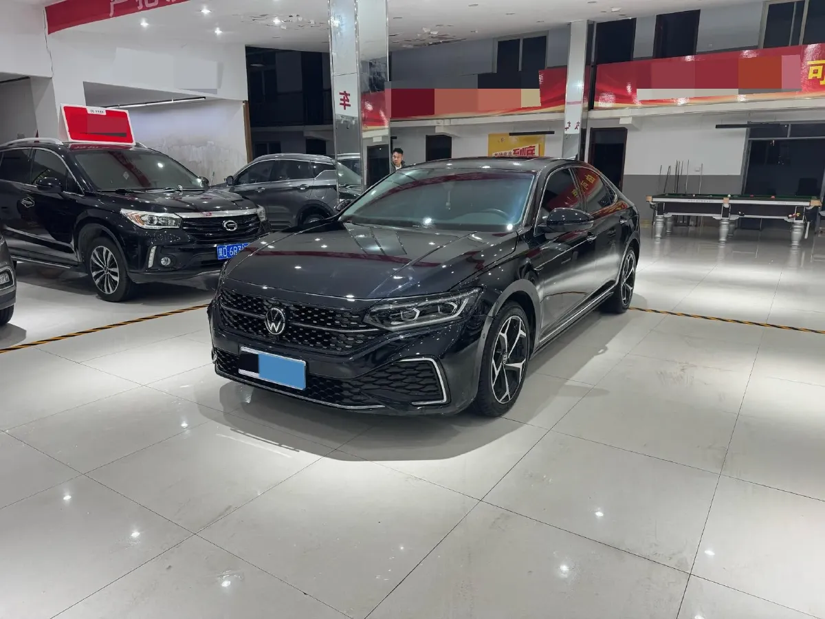 2023 Volkswagen Passat 2.0T 186HP L4 7DCT,autocango,china used car exporter,china ev exporter,chinese used car exporter,chinese used ev exporter