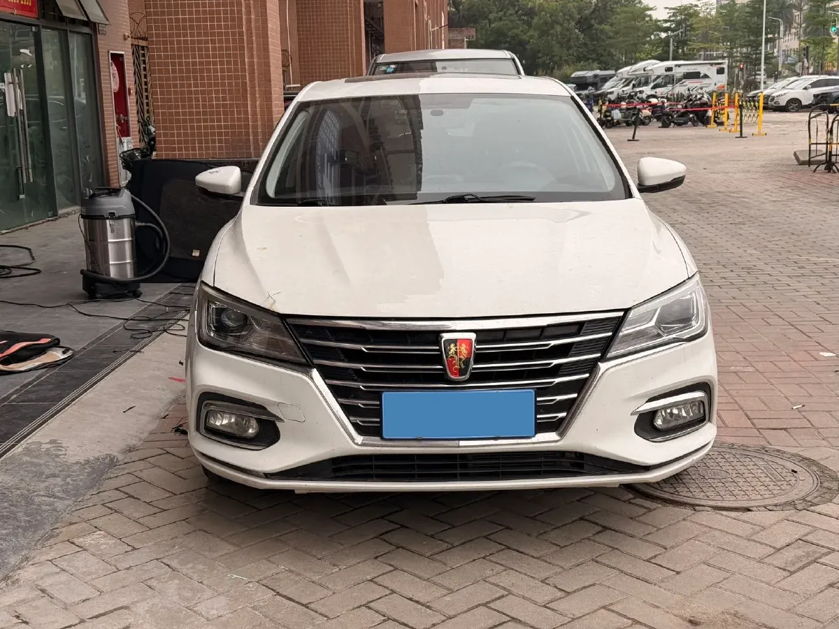 2019 Roewe i5 1.5L 120HP L4 CVT,autocango,china used car exporter,china ev exporter,chinese used car exporter,chinese used ev exporter