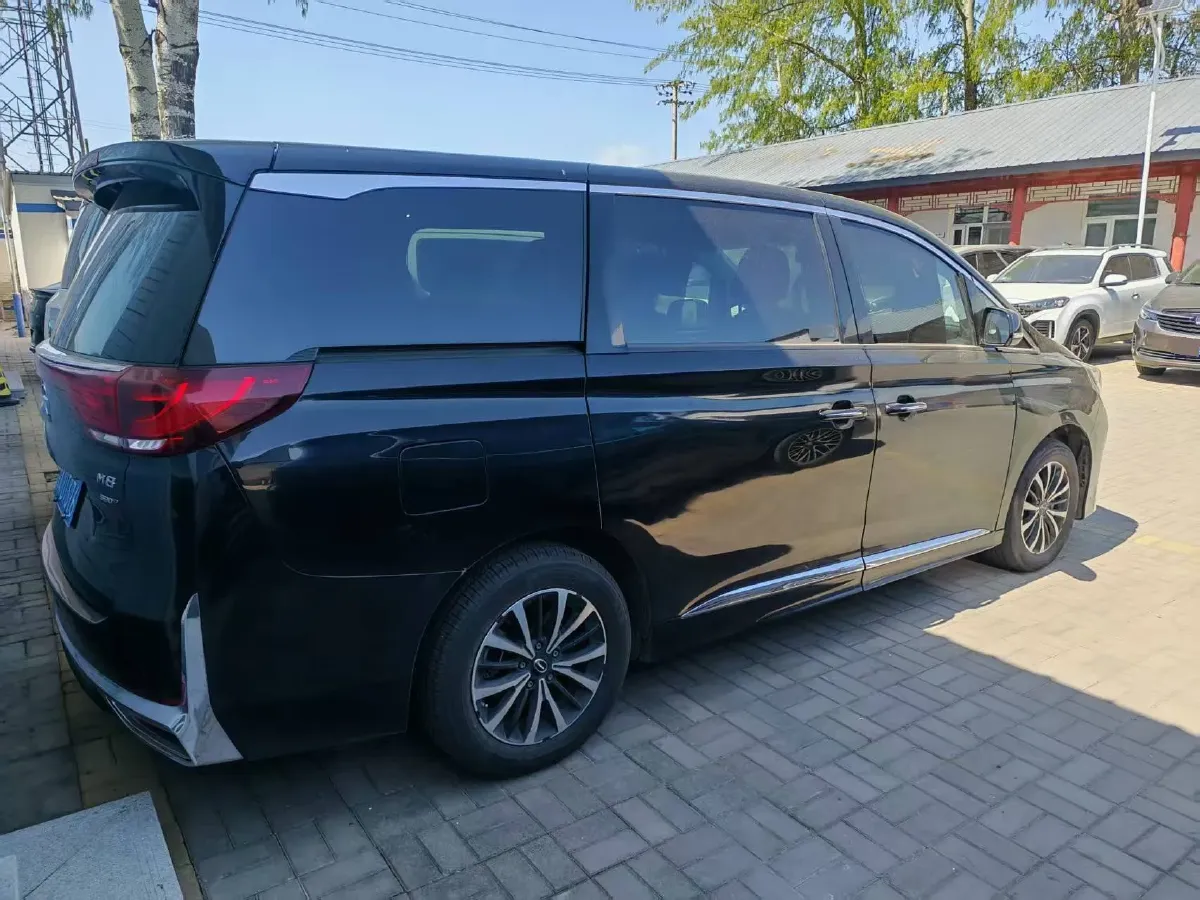 2023 GAC Trumpchi M8 2.0T 252HP L4 8AT,autocango,china used car exporter,china ev exporter,chinese used car exporter,chinese used ev exporter